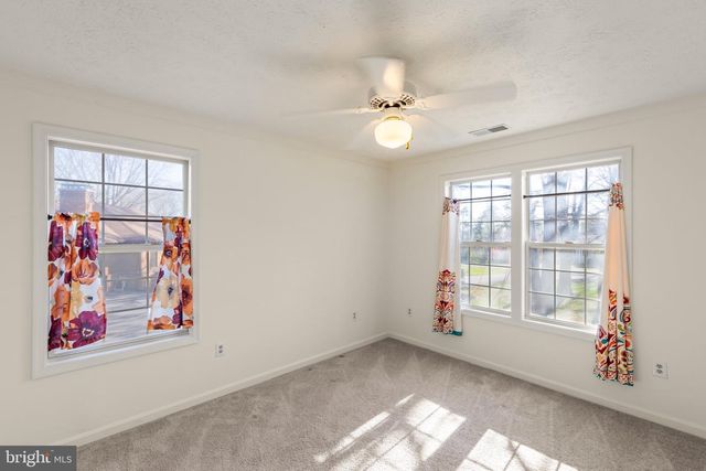 106 GREENWOOD CT, Cross Junction, VA 22625
