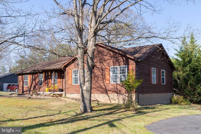 106 GREENWOOD CT, Cross Junction, VA 22625