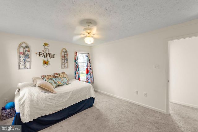 106 GREENWOOD CT, Cross Junction, VA 22625