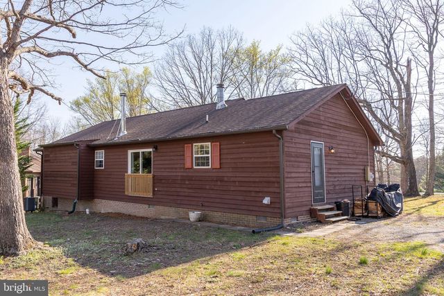 106 GREENWOOD CT, Cross Junction, VA 22625