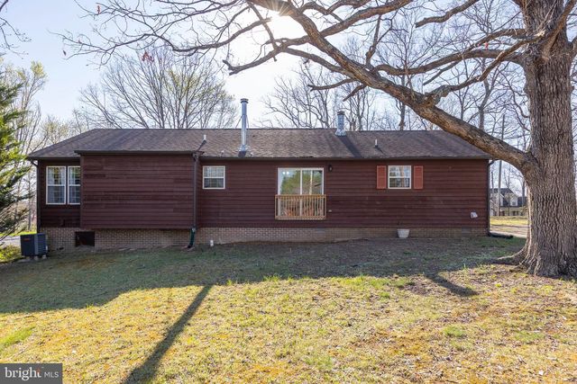 106 GREENWOOD CT, Cross Junction, VA 22625