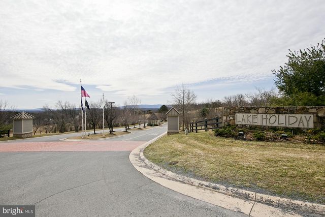 106 GREENWOOD CT, Cross Junction, VA 22625