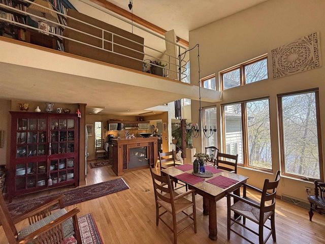 N5842 Sugar River Parkway, Albany, WI 53502