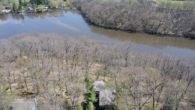 N5842 Sugar River Parkway, Albany, WI 53502