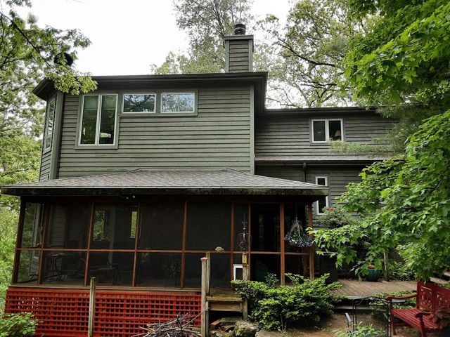 N5842 Sugar River Parkway, Albany, WI 53502