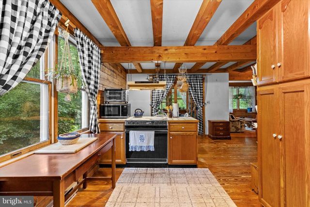 810 MOORES MOUNTAIN RD, Lewisberry, PA 17339