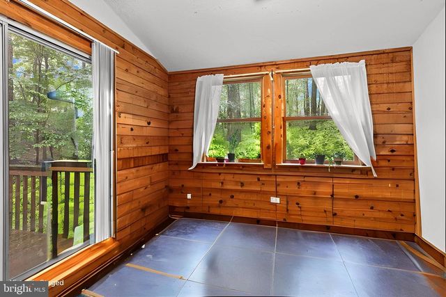 810 MOORES MOUNTAIN RD, Lewisberry, PA 17339