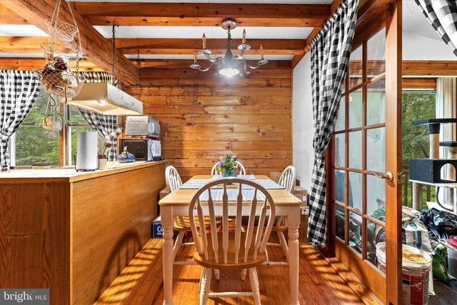 810 MOORES MOUNTAIN RD, Lewisberry, PA 17339