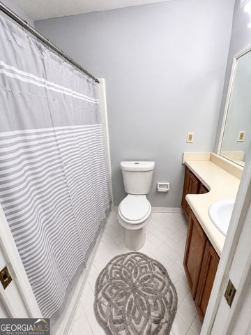 1977 Brian Way, Decatur, GA 30033