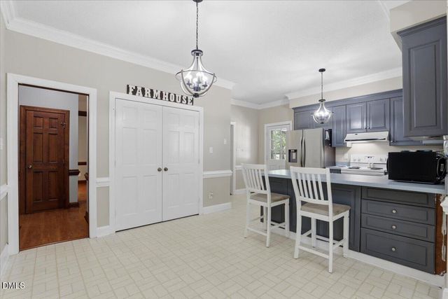 3332 N Carolina 222 Highway W, Kenly, NC 27542