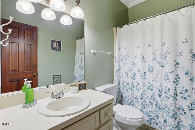 3332 N Carolina 222 Highway W, Kenly, NC 27542