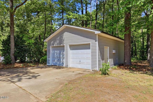 3332 N Carolina 222 Highway W, Kenly, NC 27542