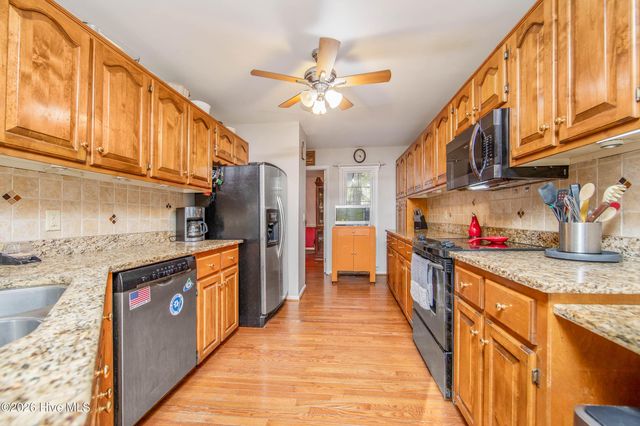 28900 Deercroft Drive, Wagram, NC 28396