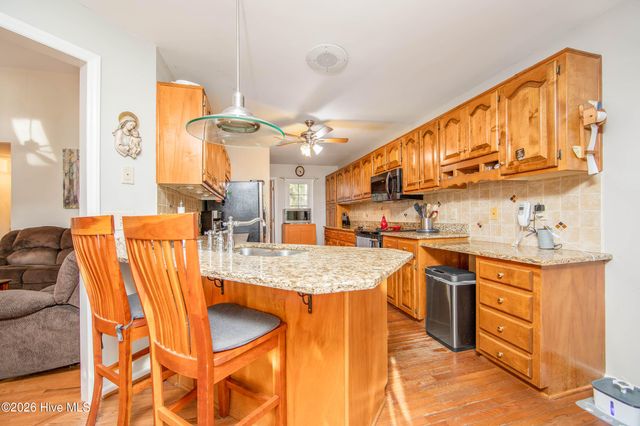 28900 Deercroft Drive, Wagram, NC 28396