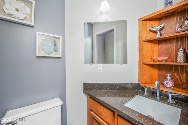 28900 Deercroft Drive, Wagram, NC 28396