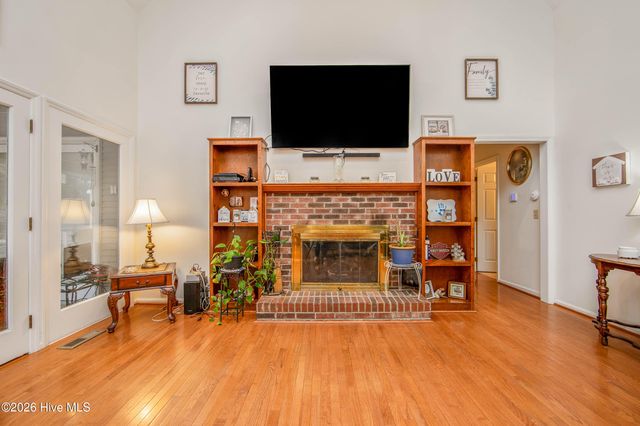 28900 Deercroft Drive, Wagram, NC 28396