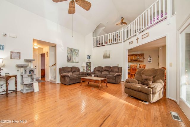 28900 Deercroft Drive, Wagram, NC 28396