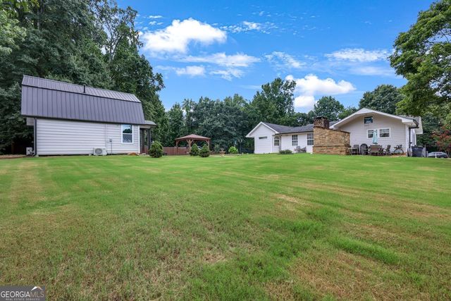 569 Garner Way NW, Lilburn, GA 30047