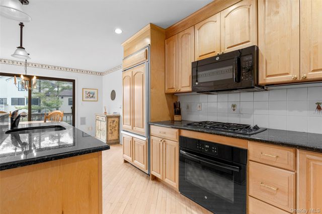 601 Fairway Green, Mamaroneck, NY 10543