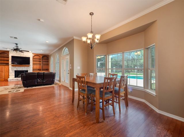 2910 Paso Del Robles, San Marcos, TX 78666