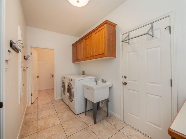 2910 Paso Del Robles, San Marcos, TX 78666