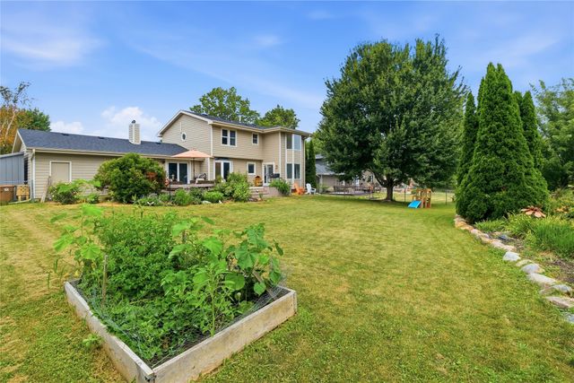 1822 Prairie Street, Grinnell, IA 50112