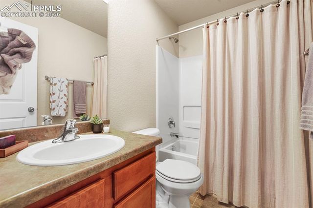 2293 Shady Aspen Drive, Colorado Springs, CO 80921