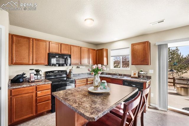 2293 Shady Aspen Drive, Colorado Springs, CO 80921