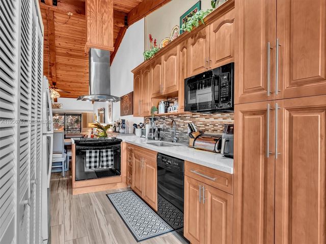 2350 Elm Court, Pembroke Pines, FL 33026