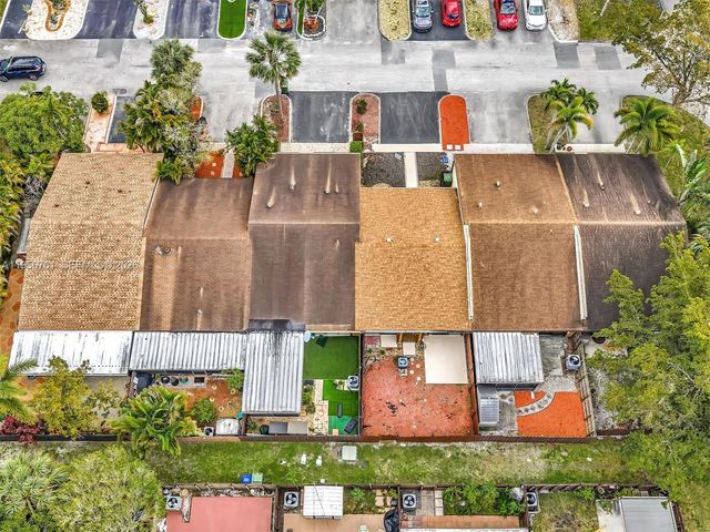 2350 Elm Court, Pembroke Pines, FL 33026