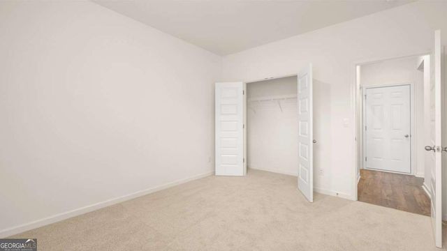 240 Sandy Oak Drive, Loganville, GA 30052