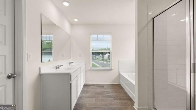 240 Sandy Oak Drive, Loganville, GA 30052