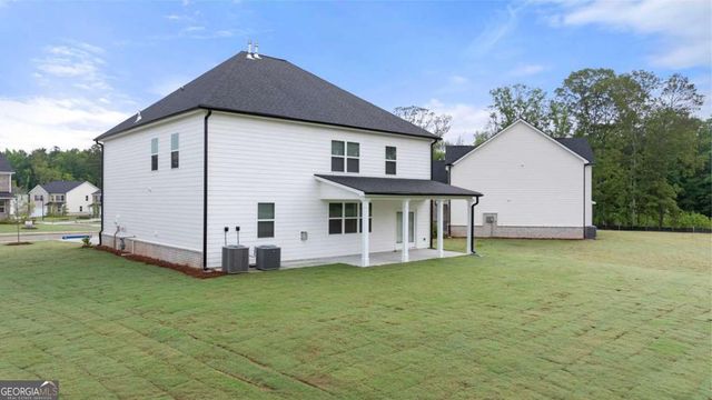 240 Sandy Oak Drive, Loganville, GA 30052