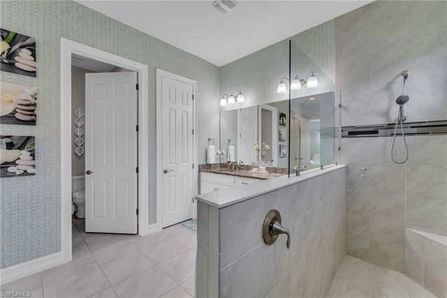 3596 Avenida Del Vera, North Fort Myers, FL 33917