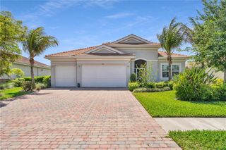 3596 Avenida Del Vera, North Fort Myers, FL 33917