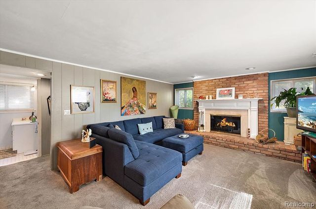 15433 Richfield Street, Livonia, MI 48154