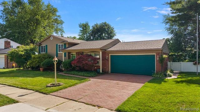 15433 Richfield Street, Livonia, MI 48154