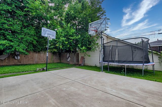1603 Bonnycastle Ave, Louisville, KY 40205