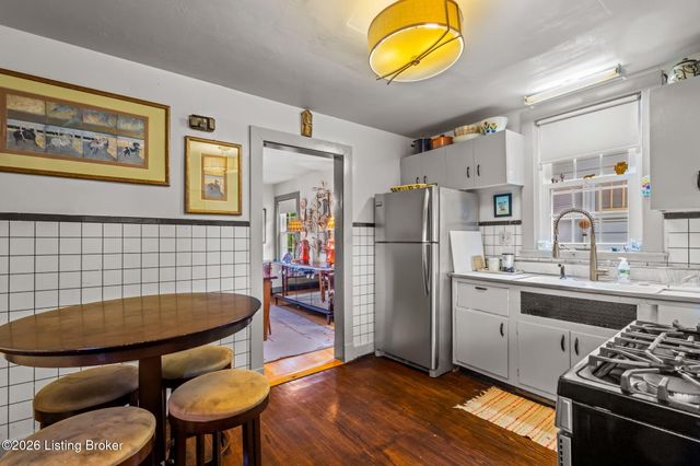 1603 Bonnycastle Ave, Louisville, KY 40205