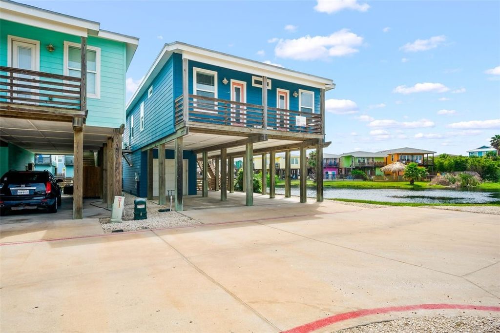 2727 S 11th St 14, Port Aransas, TX 78373