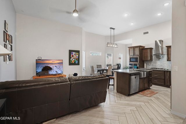 15013 IMAGINE Drive, El Paso, TX 79938