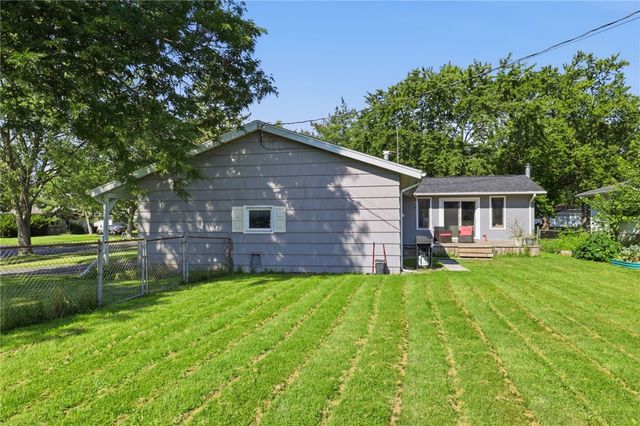 4 Bambi Lane, Gates, NY 14624