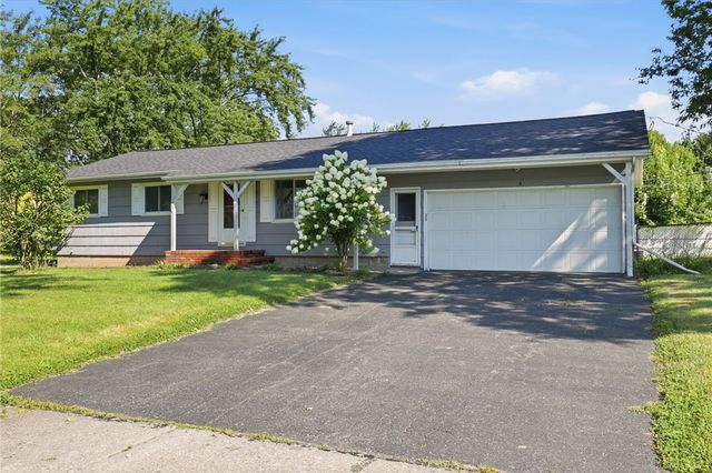 4 Bambi Lane, Gates, NY 14624