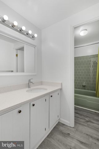 9155 THROGMORTON RD, Parkville, MD 21234