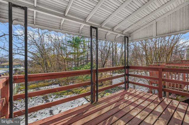 9155 THROGMORTON RD, Parkville, MD 21234