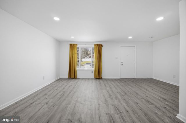 9155 THROGMORTON RD, Parkville, MD 21234