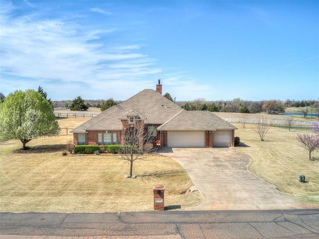 20301 Flowered Meadows Way, Edmond, OK 73012