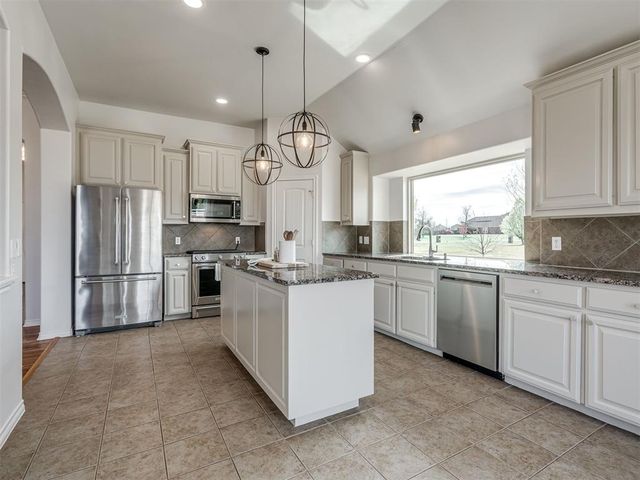 20301 Flowered Meadows Way, Edmond, OK 73012