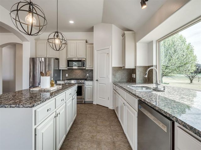 20301 Flowered Meadows Way, Edmond, OK 73012