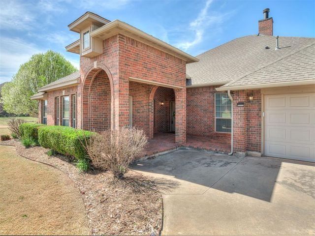 20301 Flowered Meadows Way, Edmond, OK 73012
